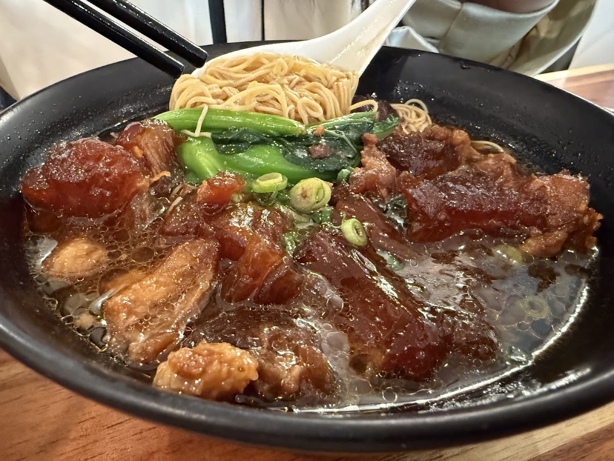 Tsim Chai Noodle Restaurant Ltd - Photo 7