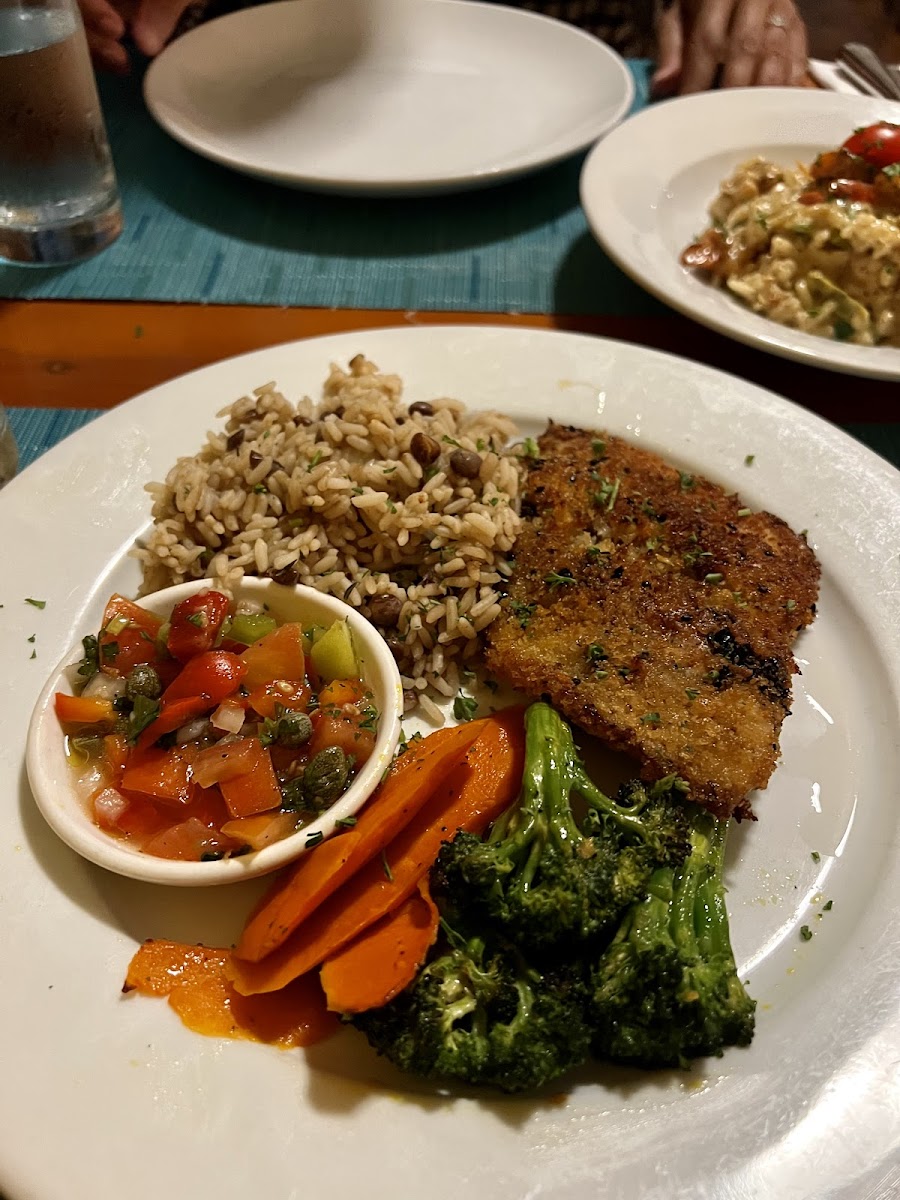 Sharky's - Photo 6