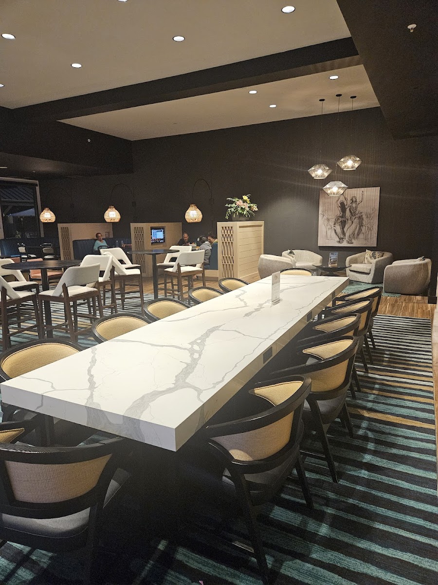 The Bistro - HI 96762