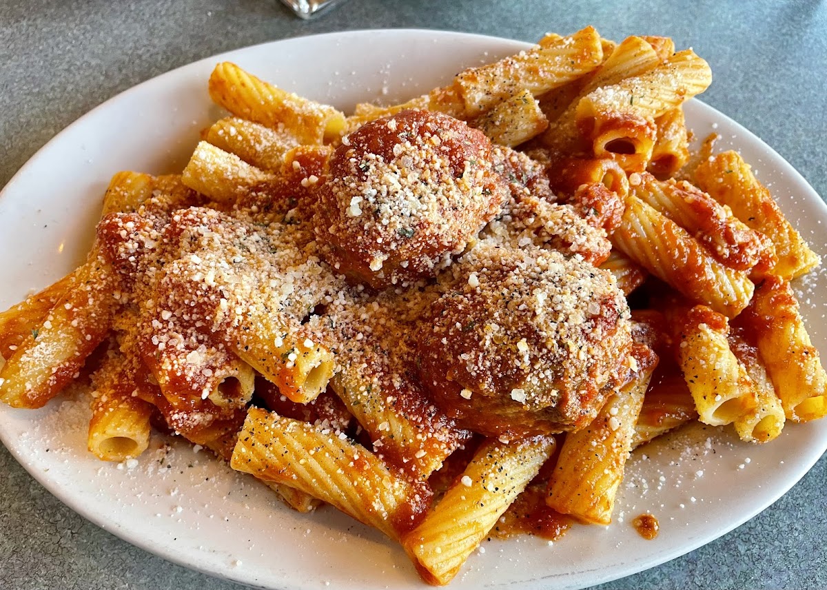 Caffe Roma - OH 44111 - Photo 3