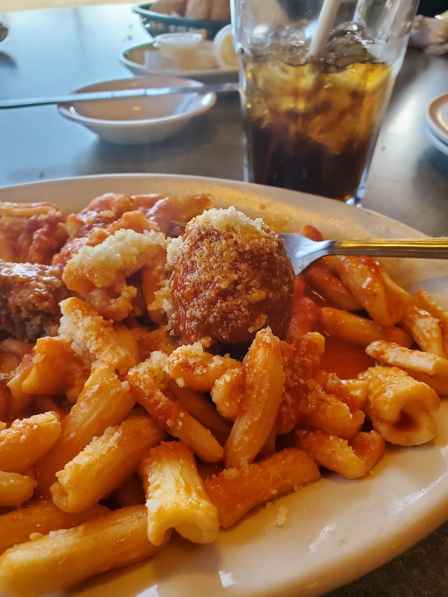 Caffe Roma - OH 44111 - Photo 7