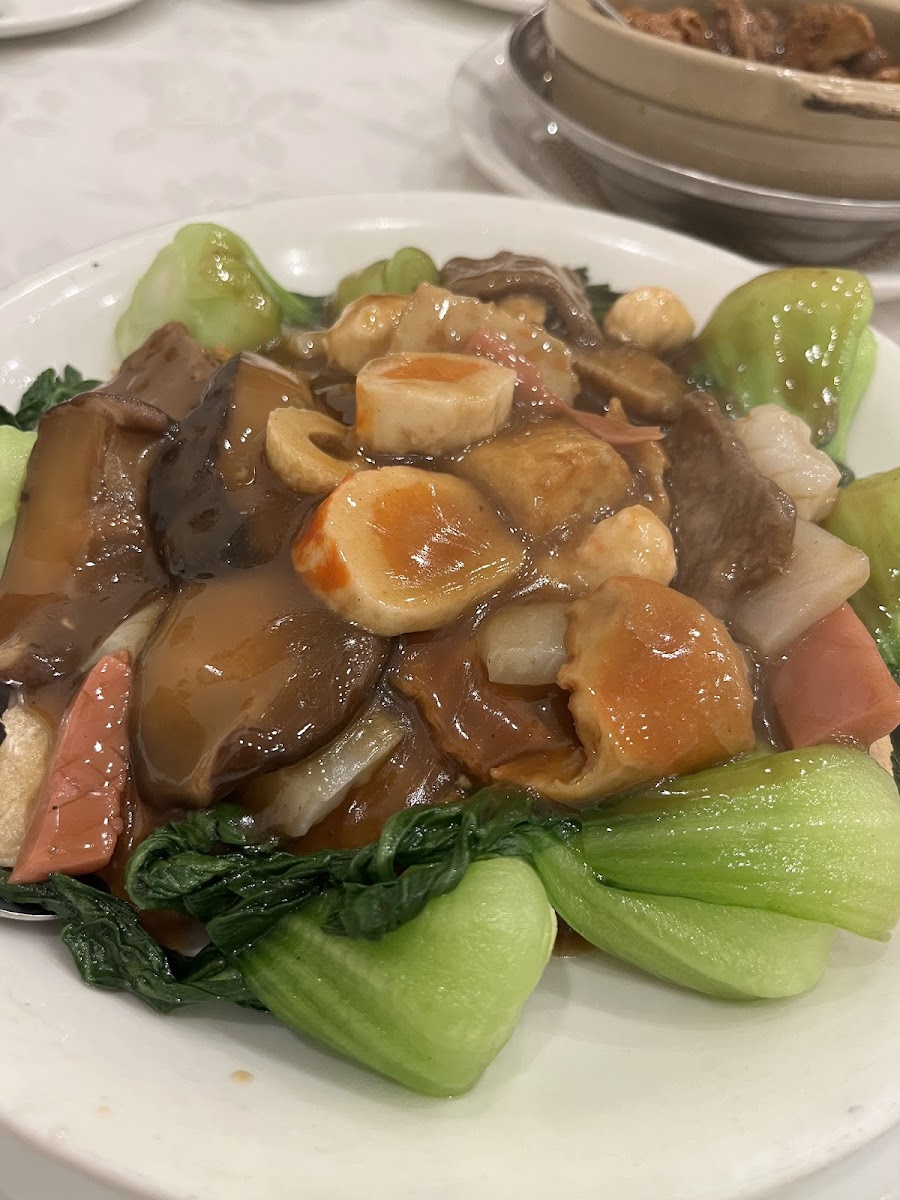 Graceful Vegetarian Restaurant - Photo 7