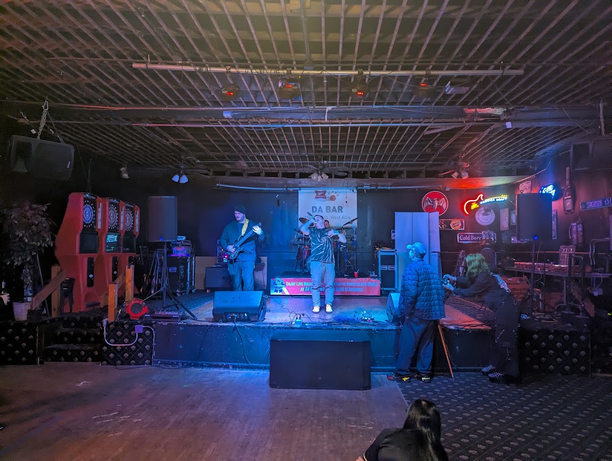 Da Bar - Photo 2