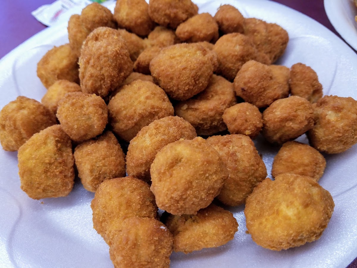 Poppa Jimmy's Catfish & More - Photo 6