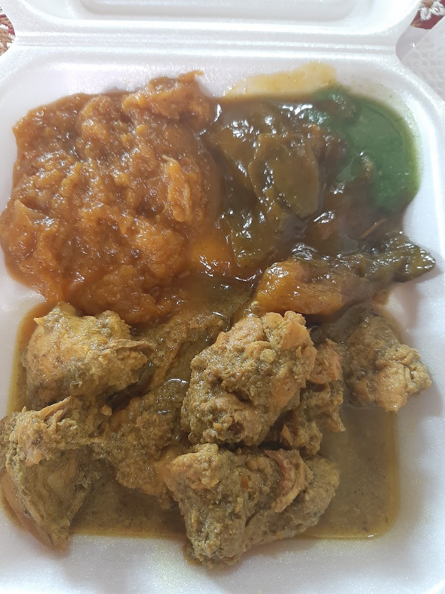 Shiann's Food Palace - Photo 3