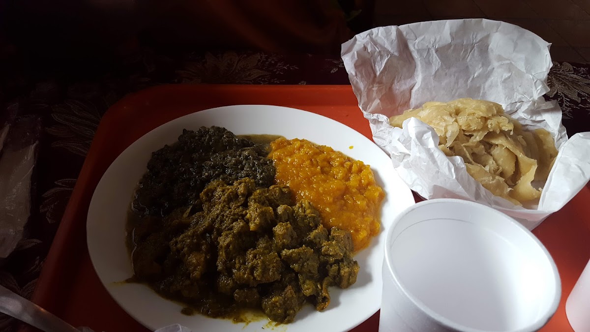 Shiann's Food Palace - Photo 4
