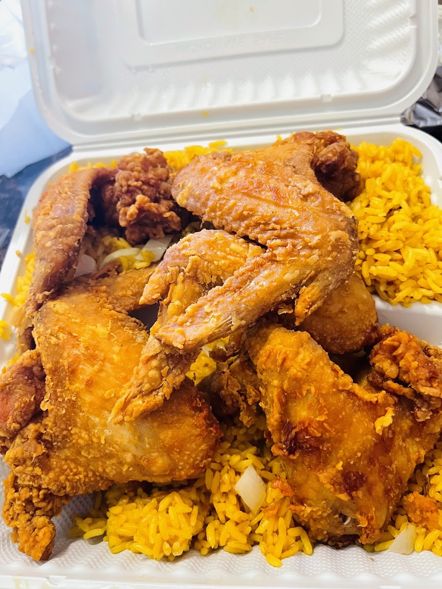 Eddy's Carry Out - Photo 2