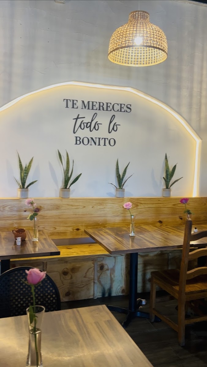 Cielito Lindo Mexican Cuisine & Bakery