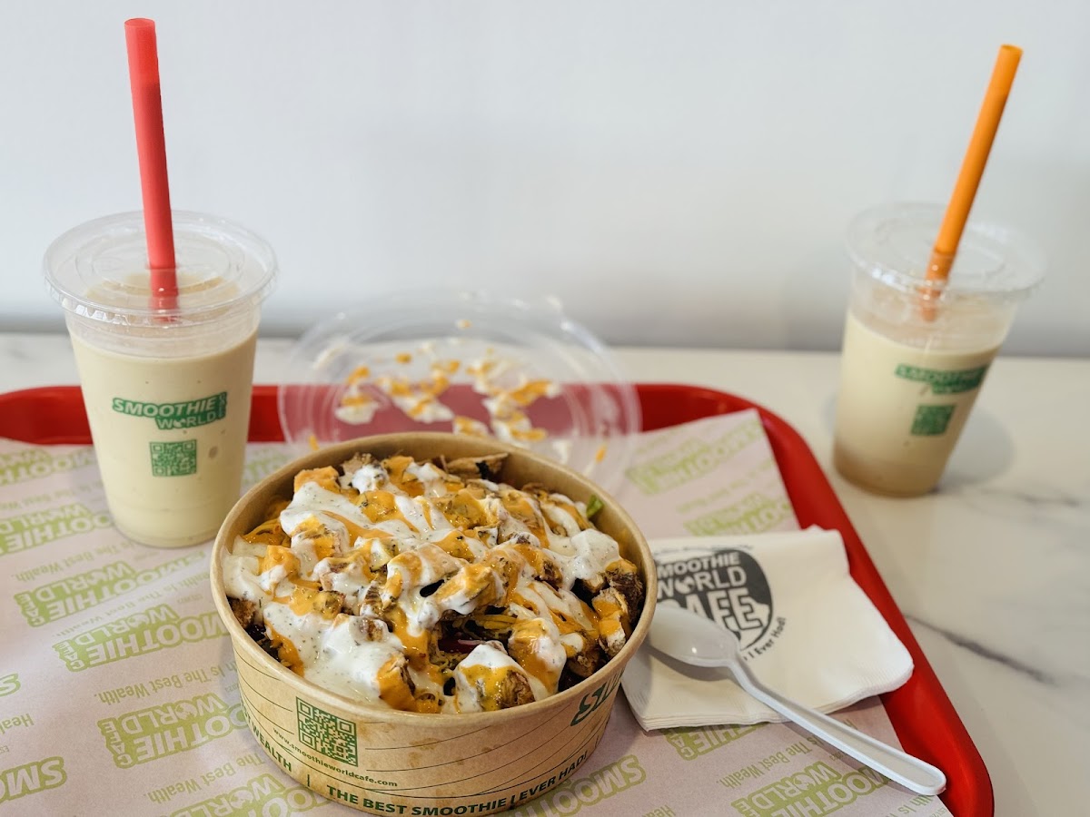 Smoothie World Cafe - Photo 1