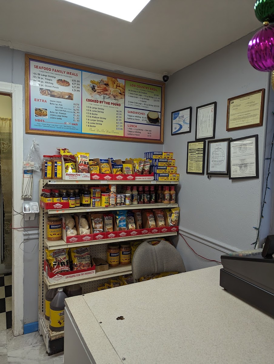 Gulf Seafood Market - Photo 8