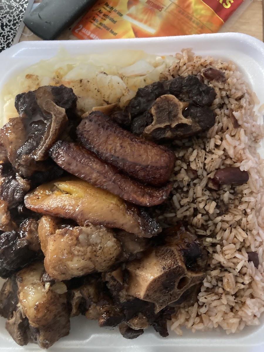 Only One Jamaican Restaurant - Photo 3