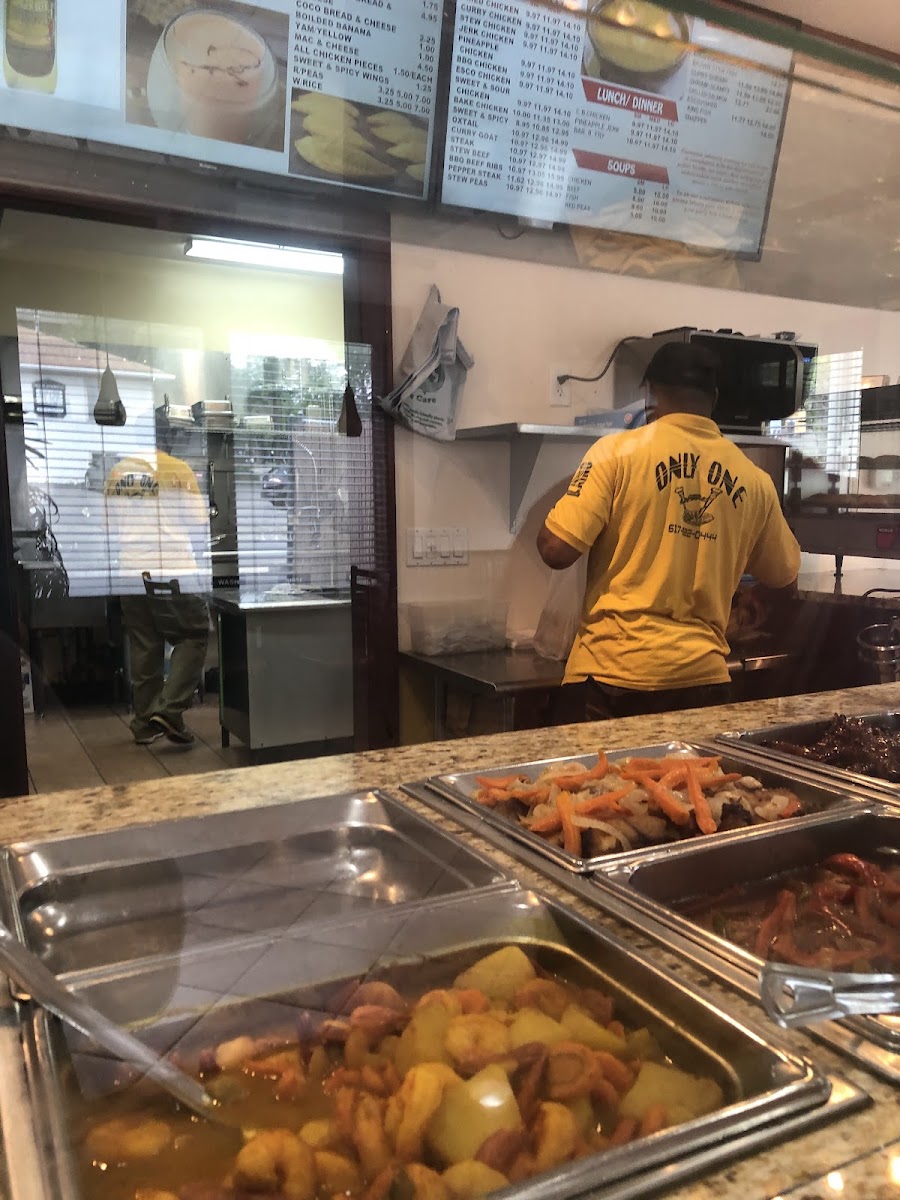 Only One Jamaican Restaurant - Photo 5