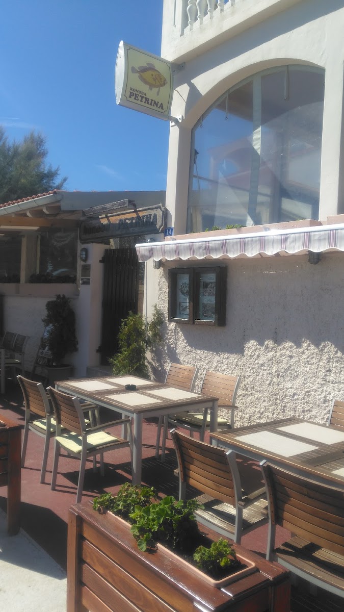 Restaurant & Konoba Petrina
