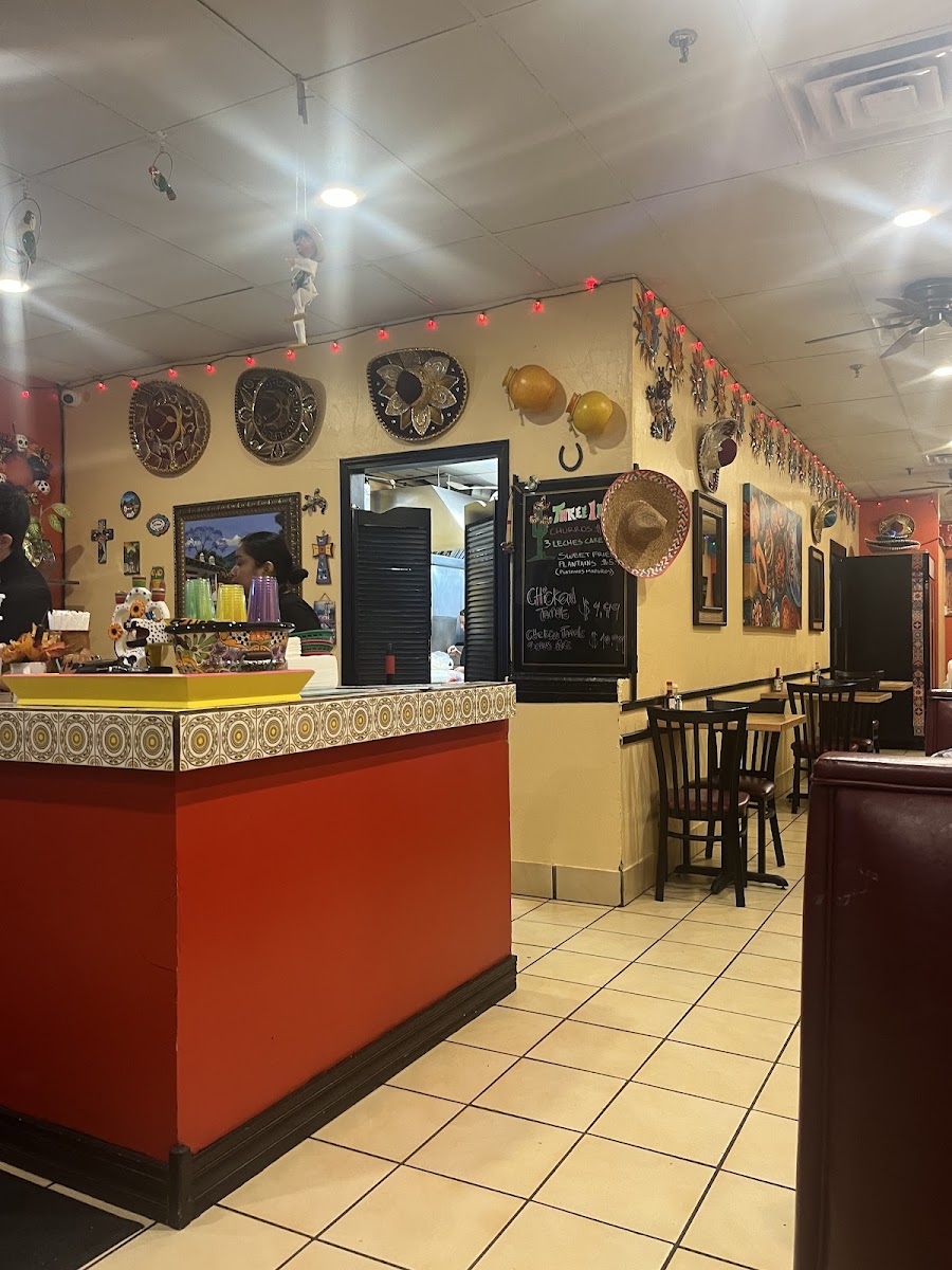 Three Amigos Mexican Taqueria - Photo 2