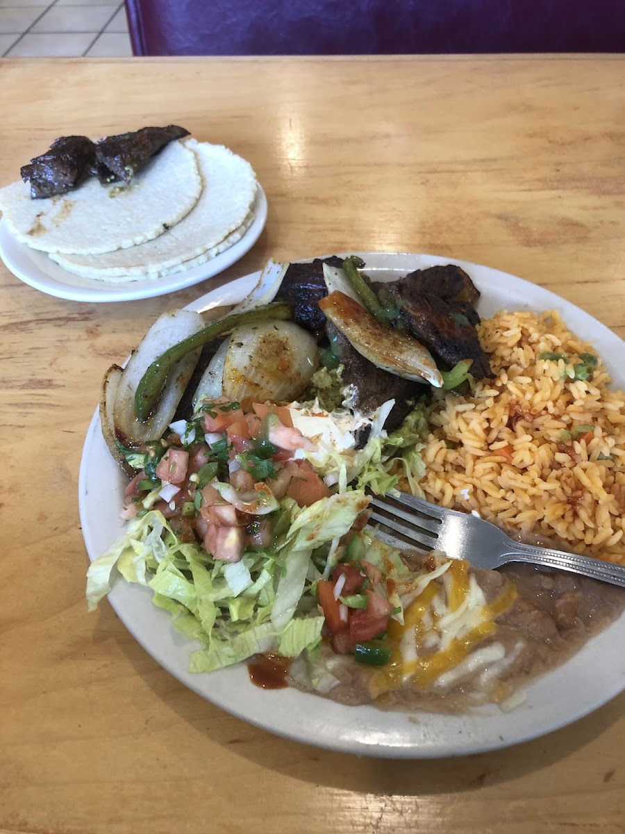 Three Amigos Mexican Taqueria - Photo 4
