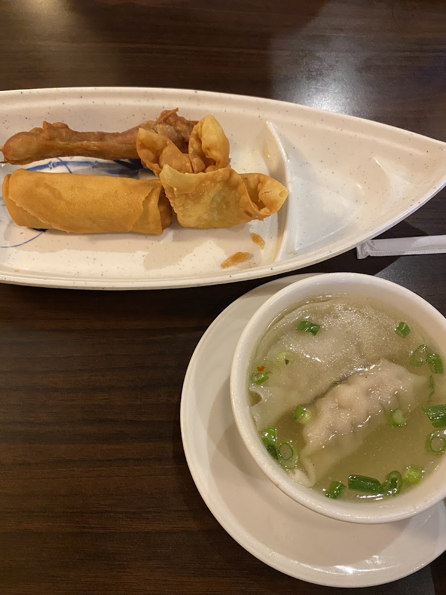 Xu's Golden Dragon Chinese Restaurant - Photo 9