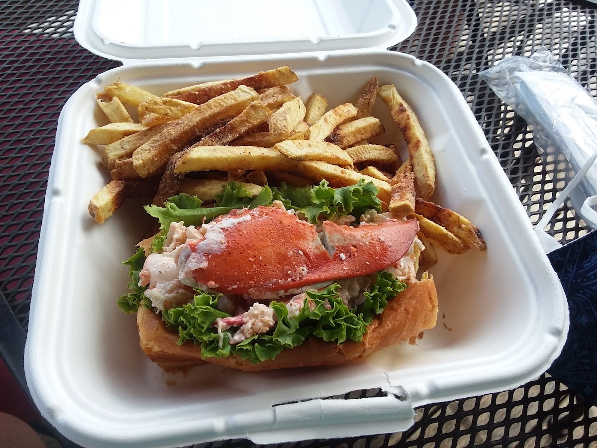 The Meadows Take Out - Photo 4