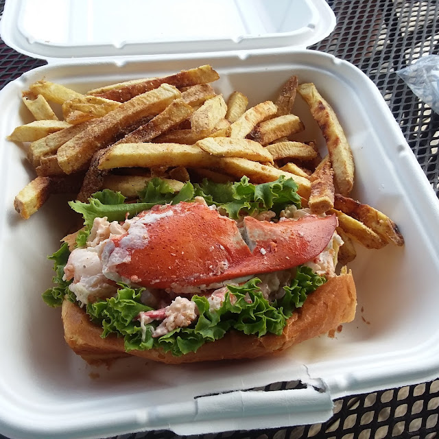 Lobster Roll-W FF