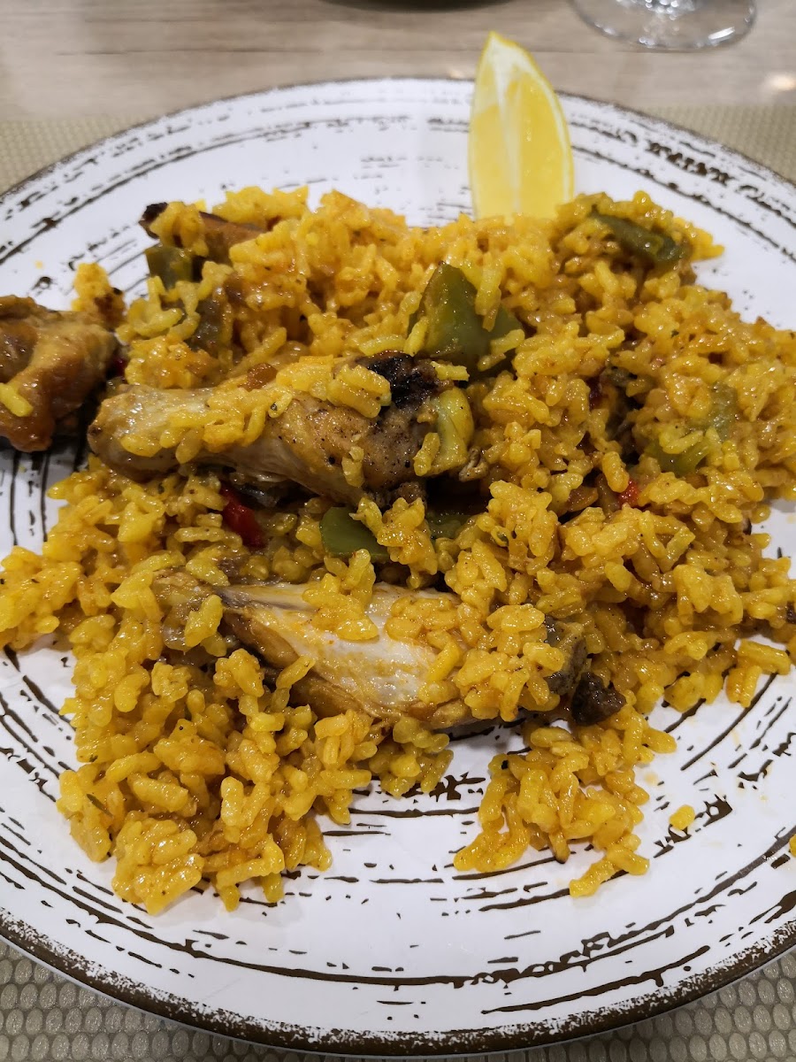 Restaurante Los Laureles - Photo 8