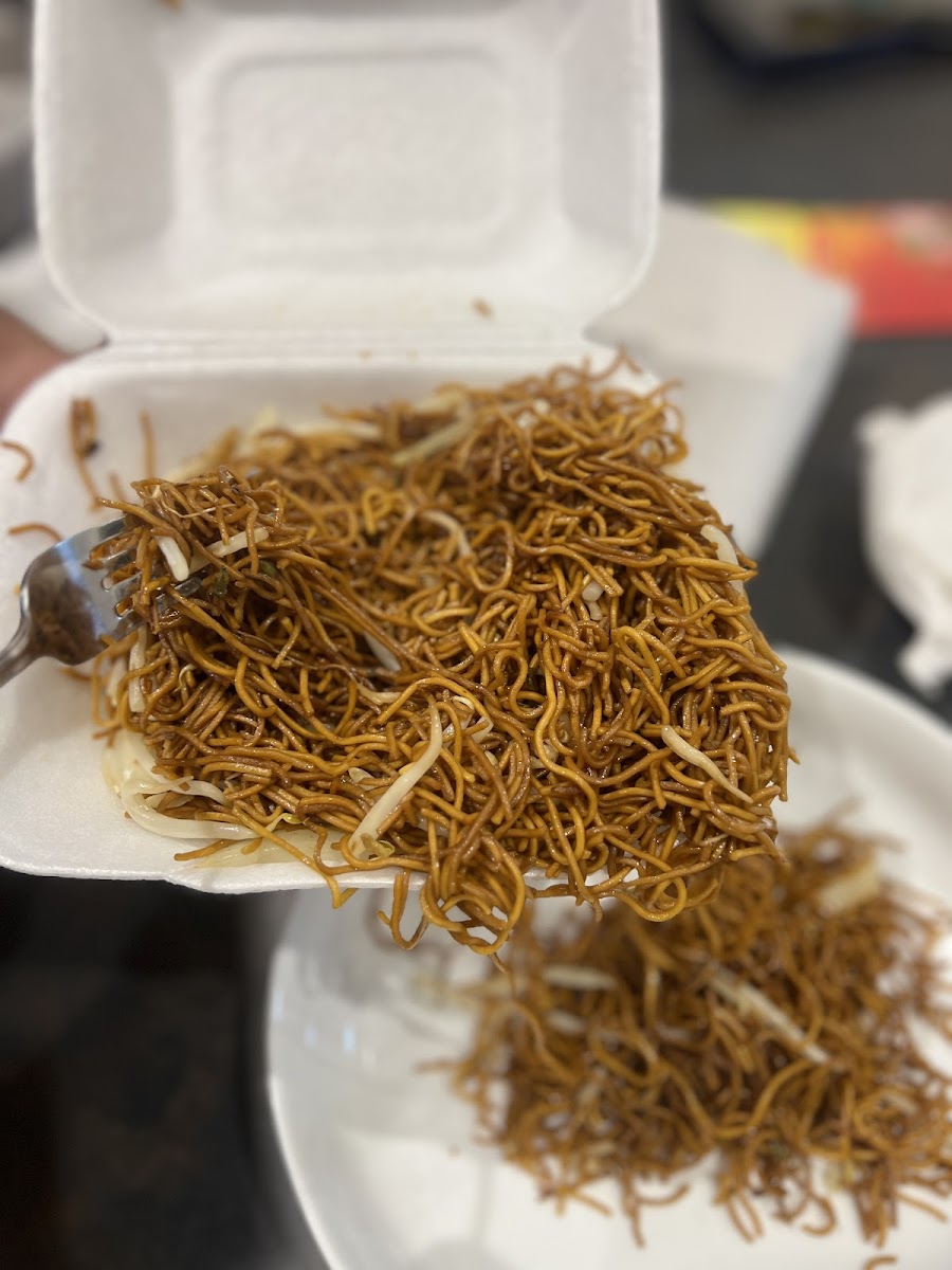 Yue Wah Fish - Photo 3