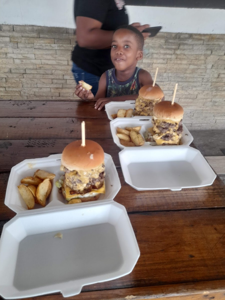 MADIKGALE TRADITIONAL FOOD - Photo 9