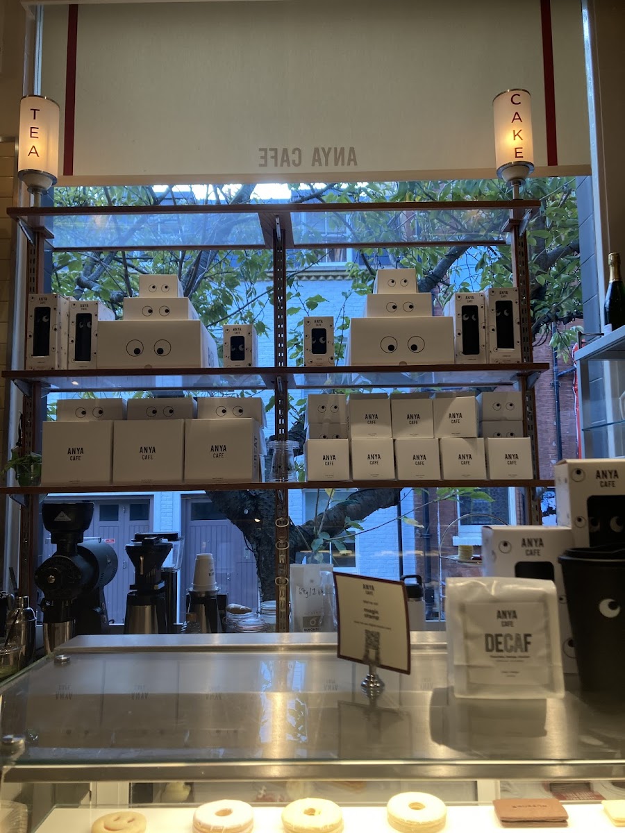 Anya Cafe - Photo 9
