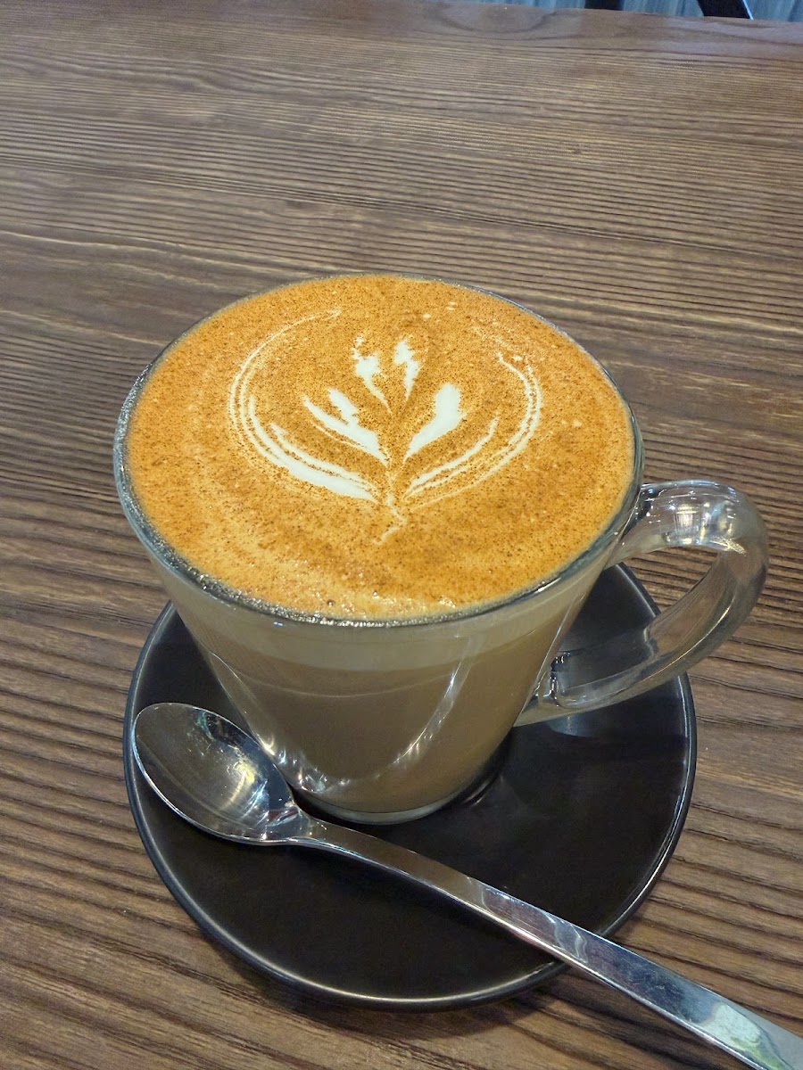 5 SEASON CAFE - Photo 3