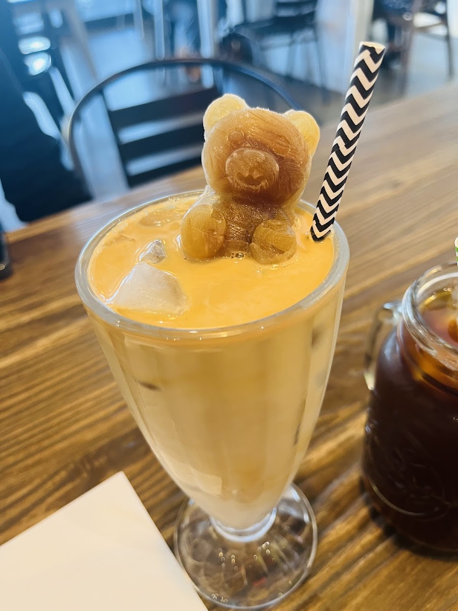 5 SEASON CAFE - Photo 4