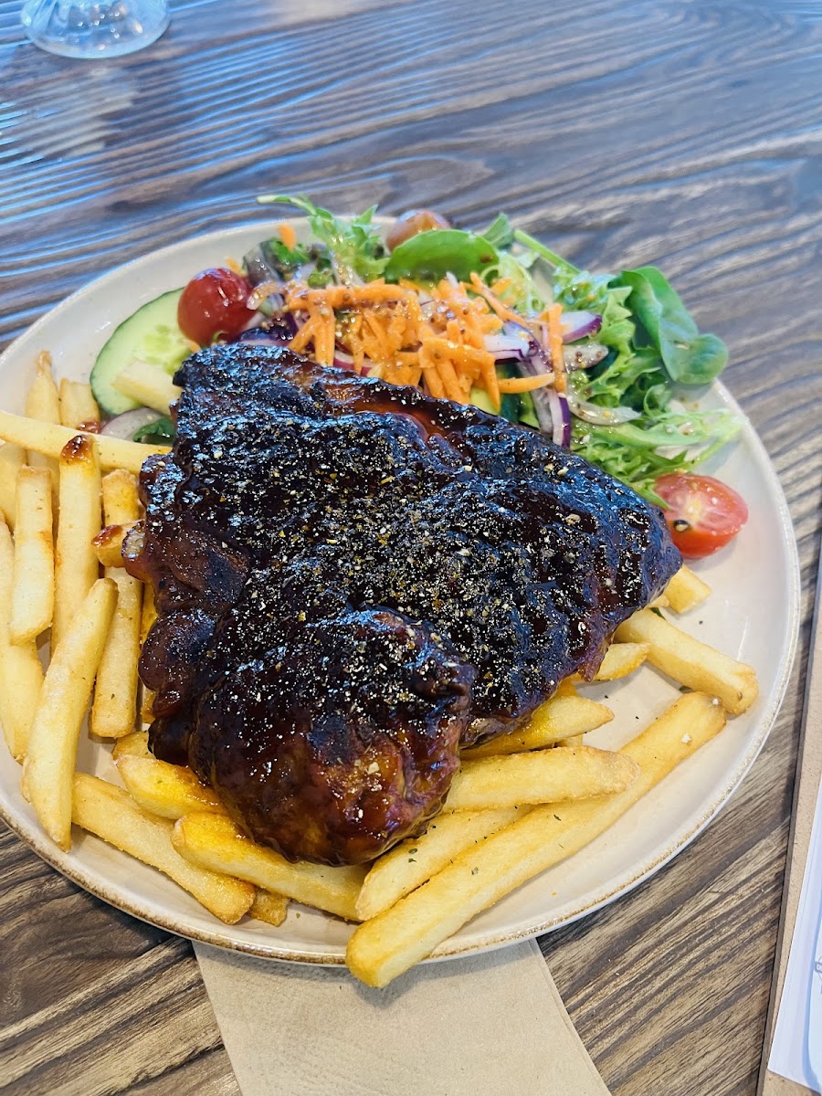 5 SEASON CAFE - Photo 7