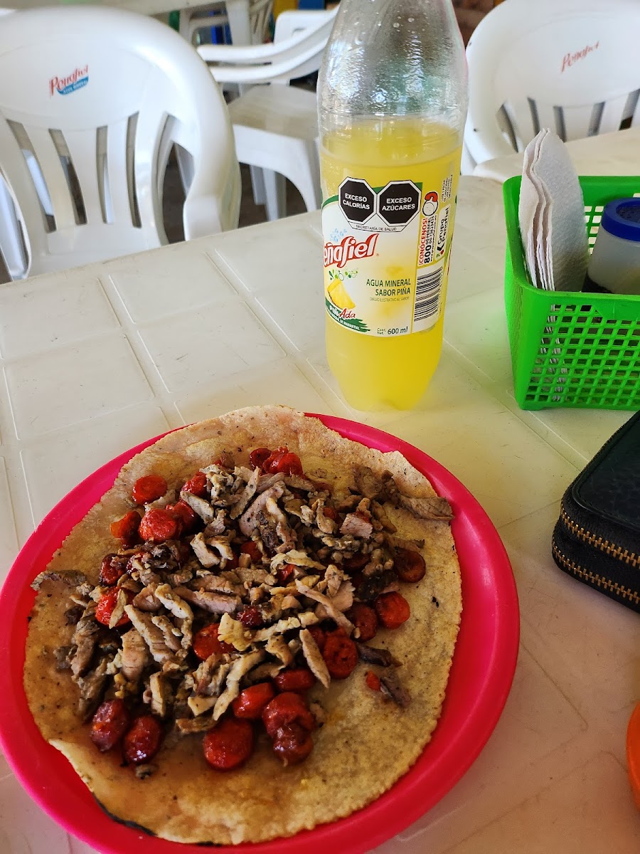 Taquería Uruguay - Photo 8