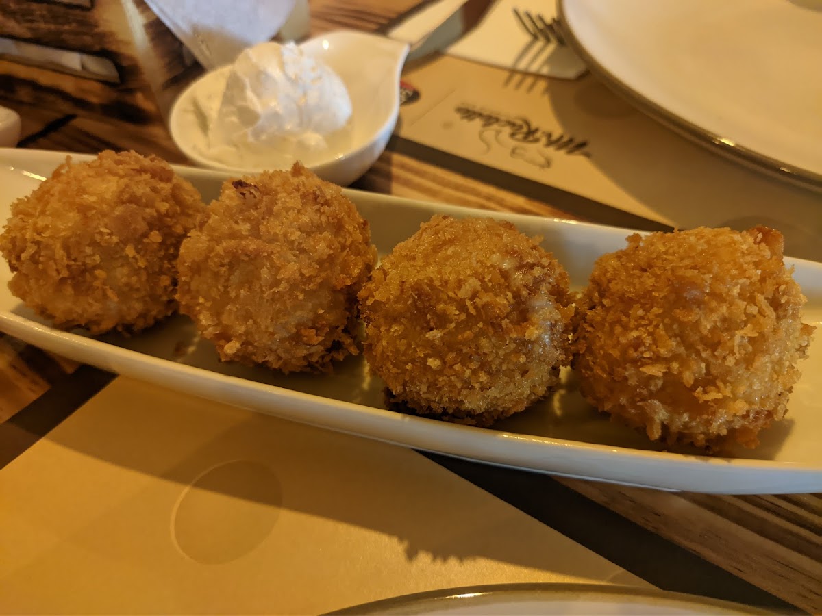Mr. Raclette Cheese Bar - Photo 6