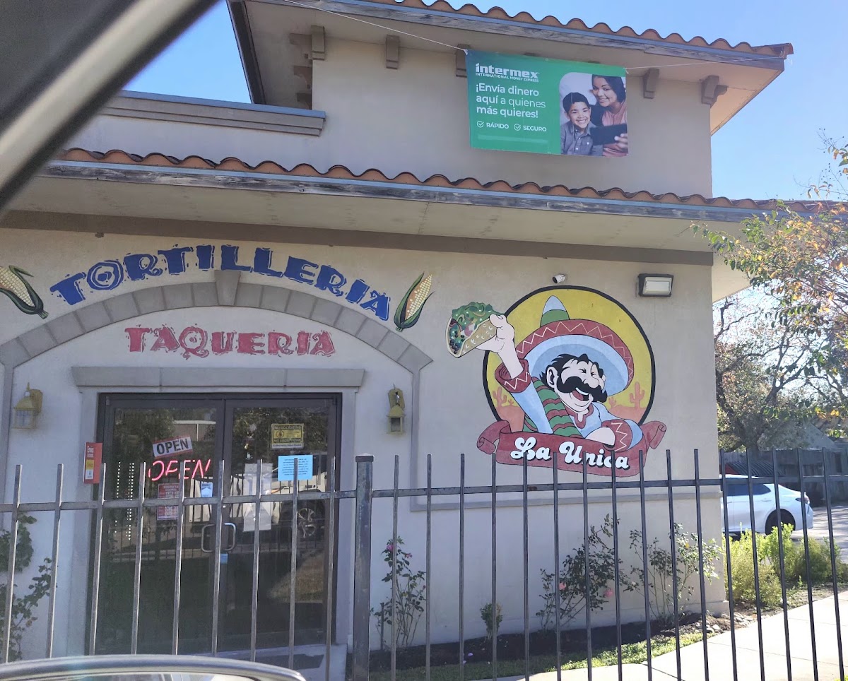 La Unica Tortilleria Y Taqueria