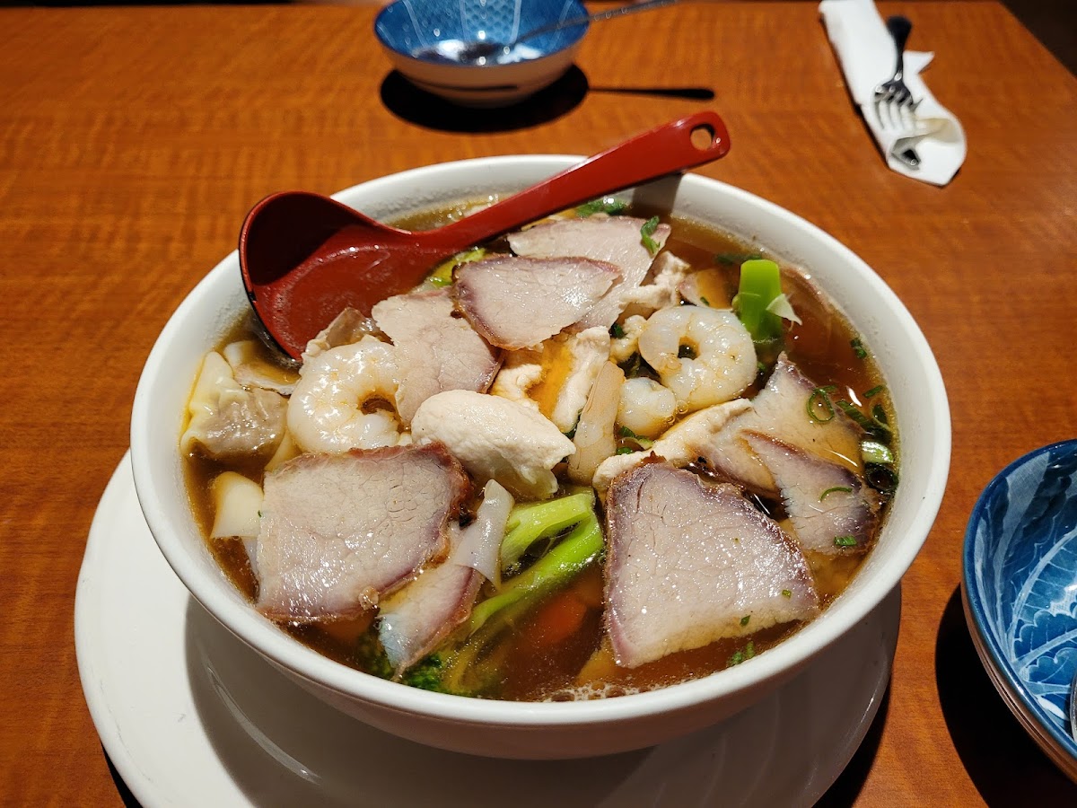 Bright Pearl Restaurant - Photo 7