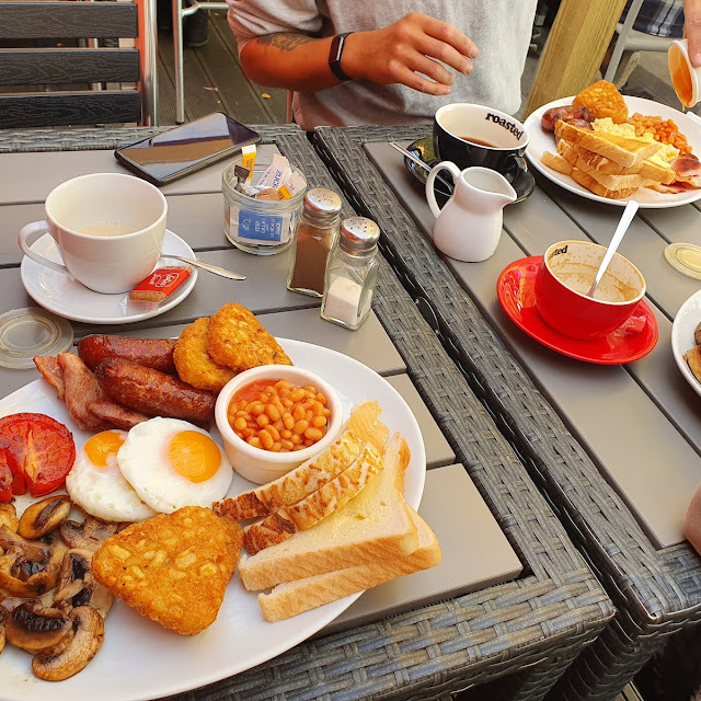 English Breakfast