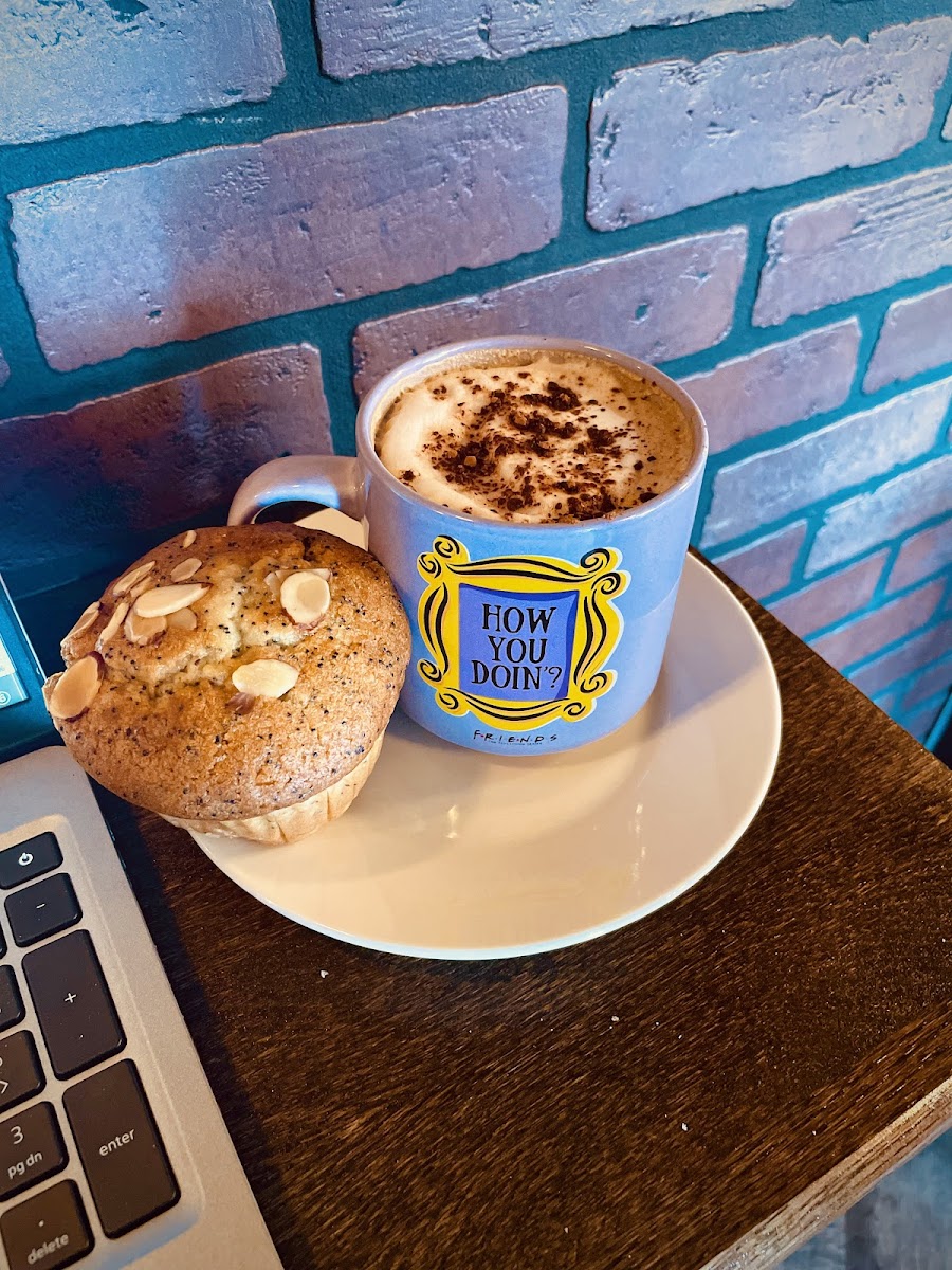 Life Perks Coffeehouse - Photo 9