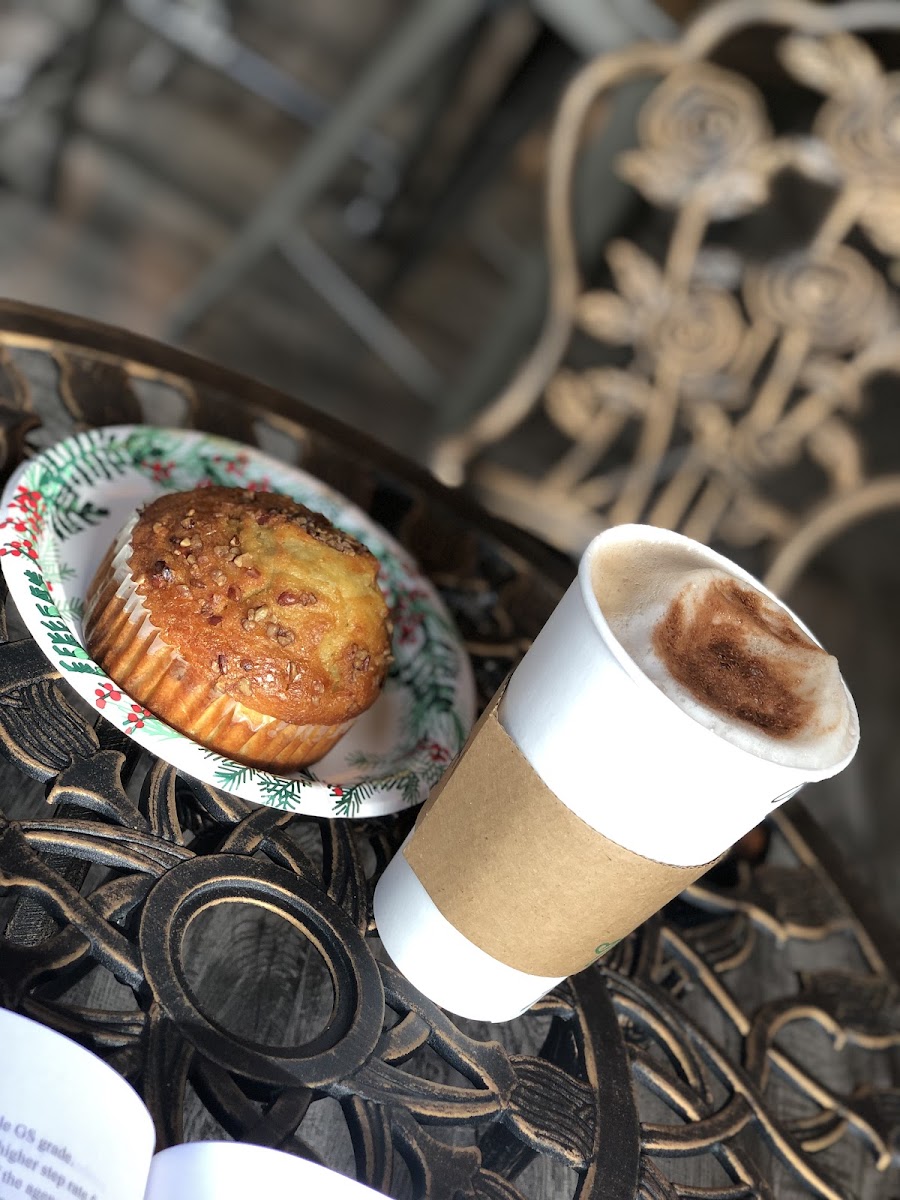 Life Perks Coffeehouse - Photo 7
