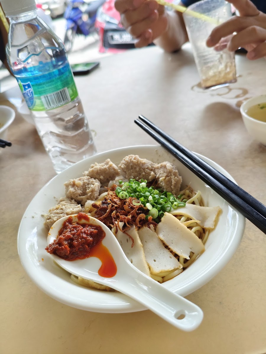 Restoran Long Siang - Photo 1
