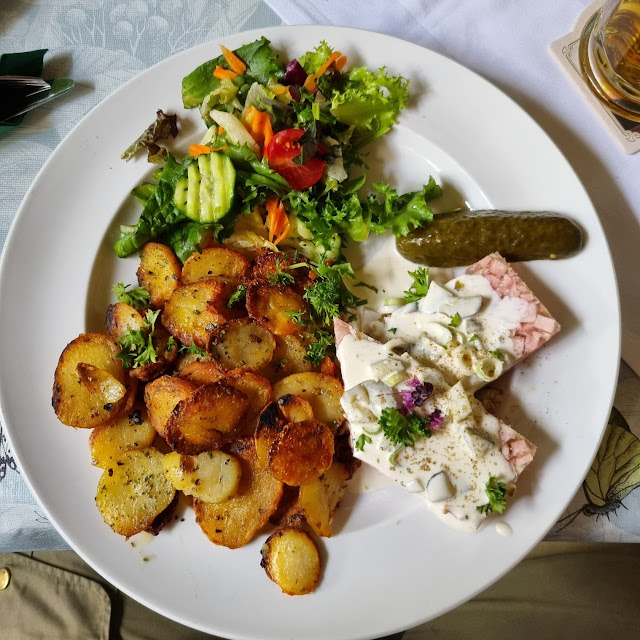 Sülze Mit Bratkartoffeln