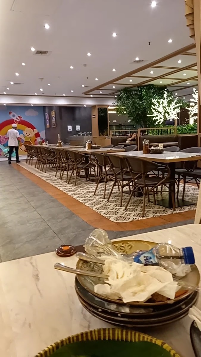 Renuin Restaurant Nagoya Hill - Photo 1