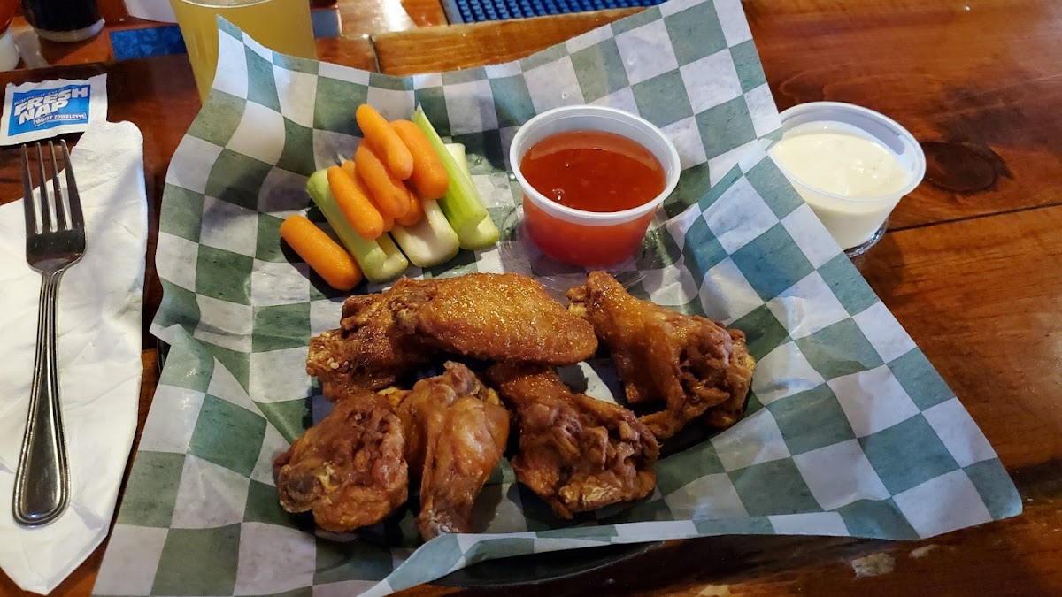 Ivey's Bistro - Photo 5