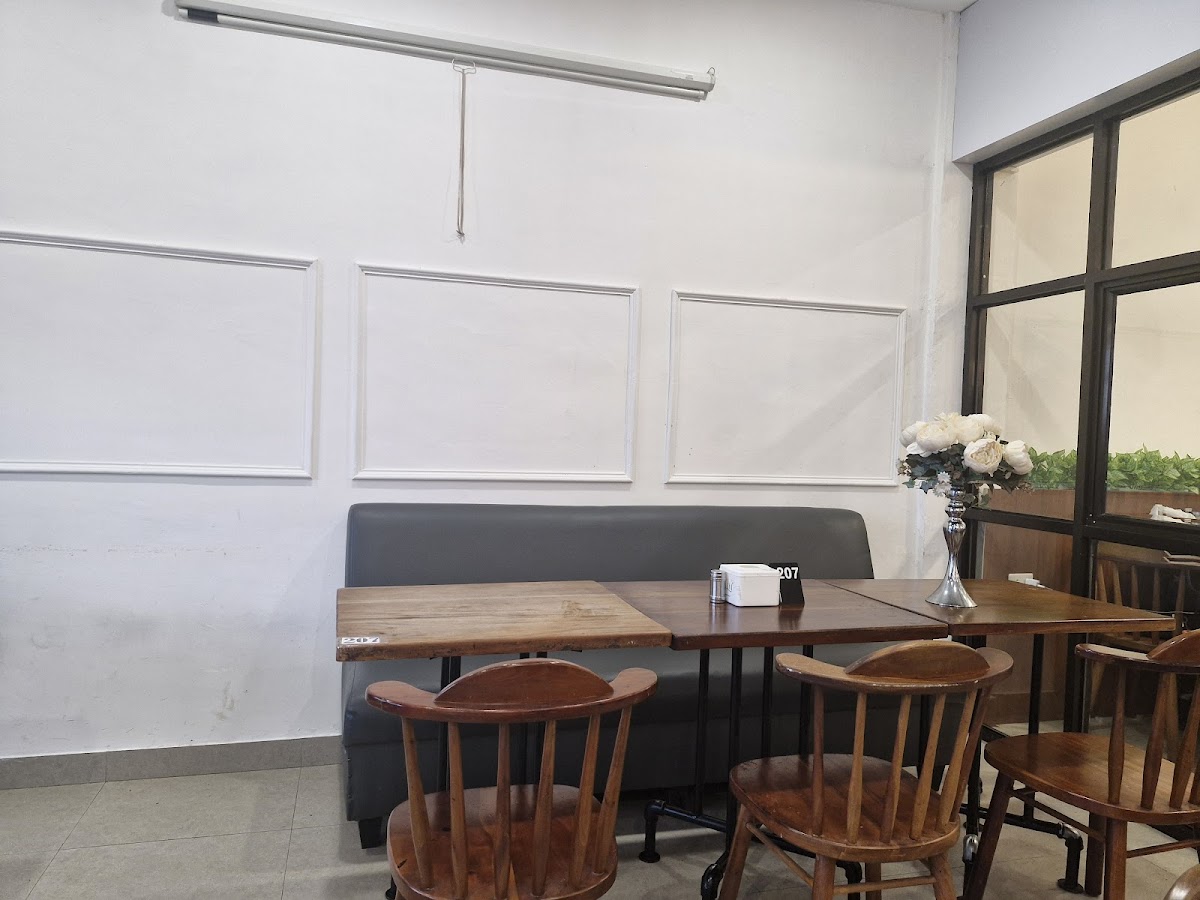 Kanasha Bistro & Cafe - Photo 3