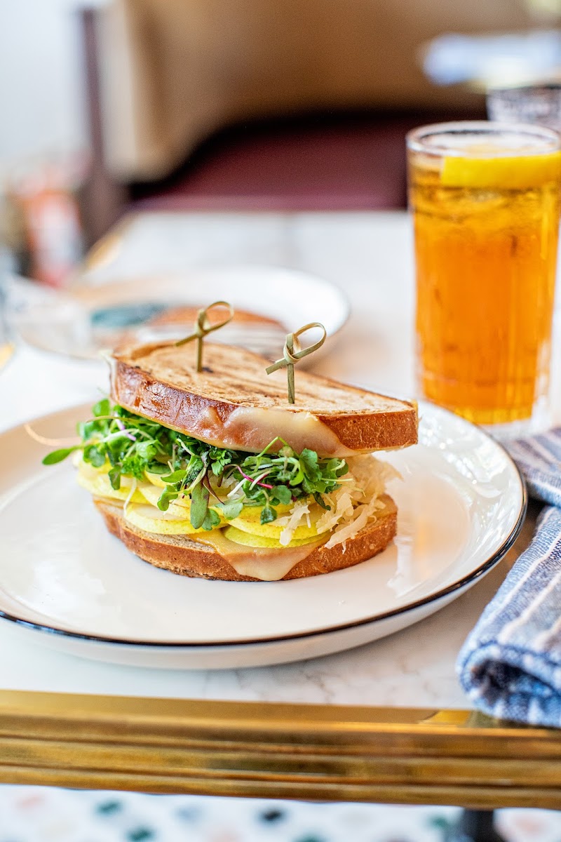 Benne’s by Peninsula Grill - Photo 7