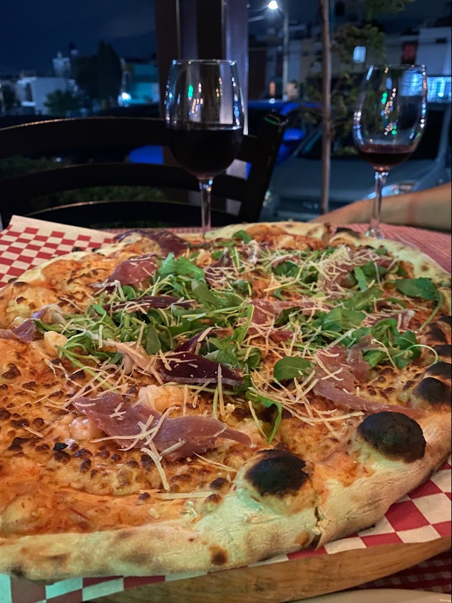 La Piazzetta Trattoria - Photo 5