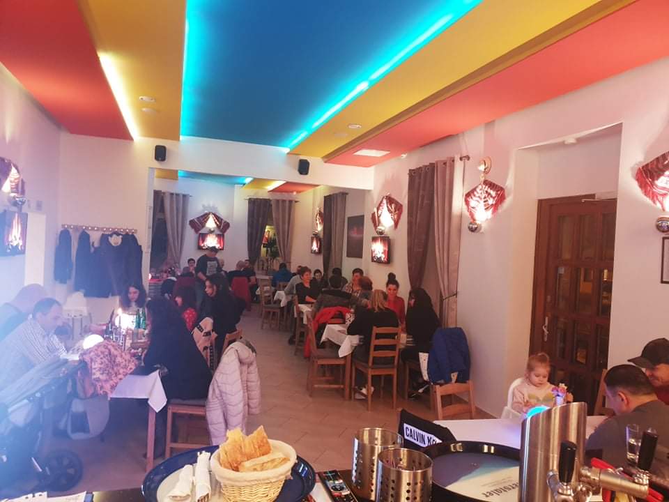 RO_mania RESTAURANT