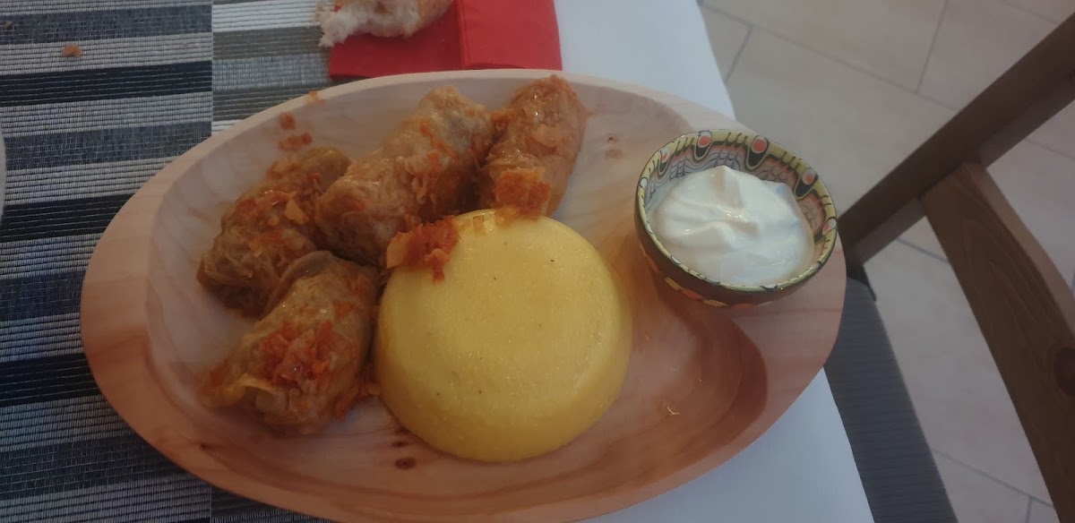 RO_mania RESTAURANT - Photo 6