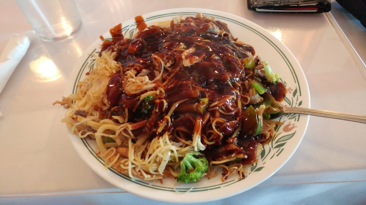 Red Pepper Restaurant - Photo 2