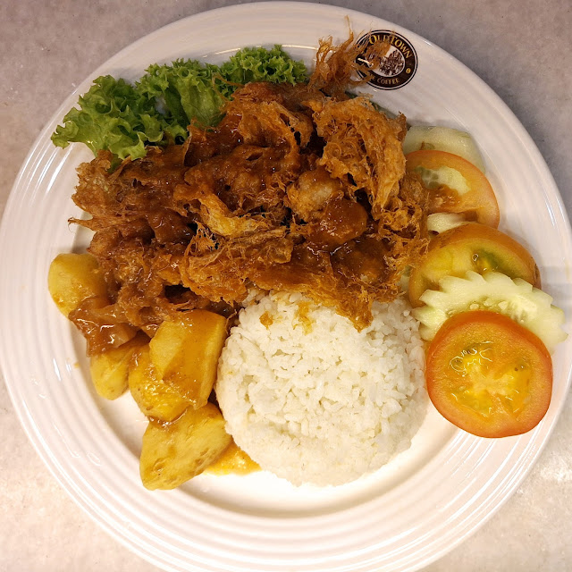 Hainanese Chicken Chop Rice and Curry Chicken