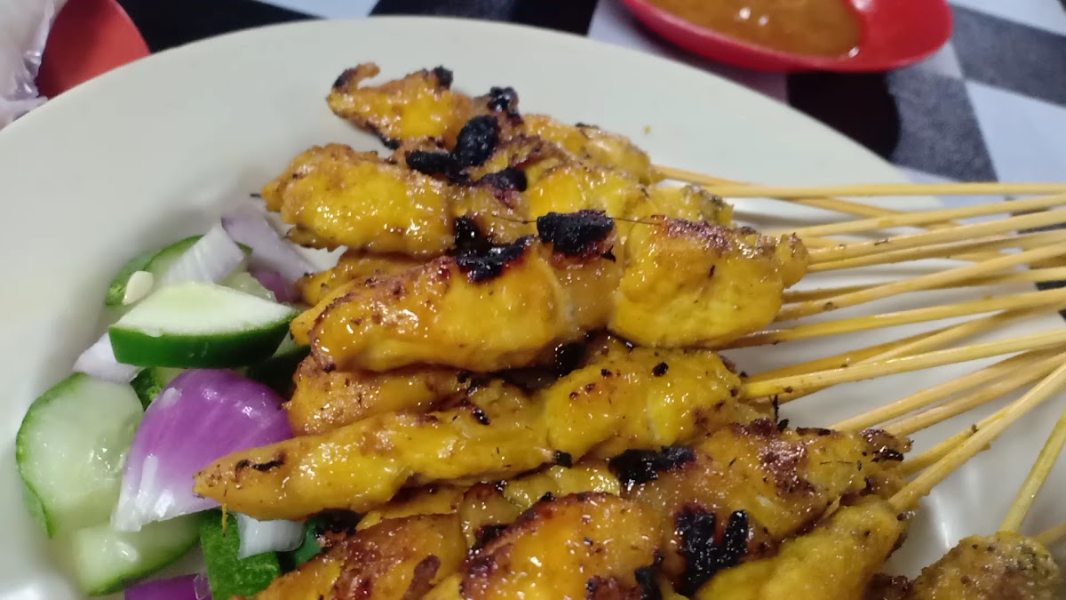 Samat Satay Lite Station - Photo 1
