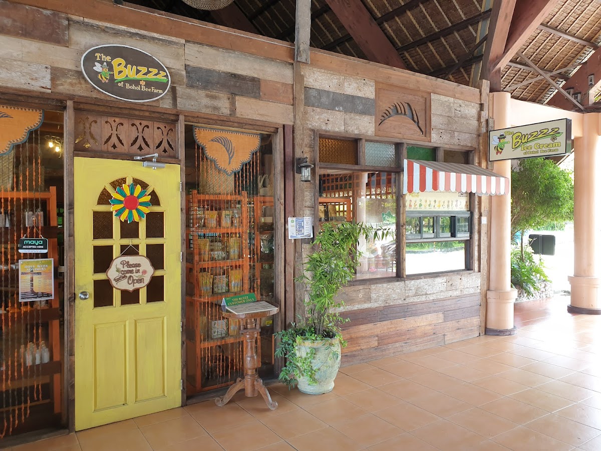 The Buzzz Cafe - Abatan