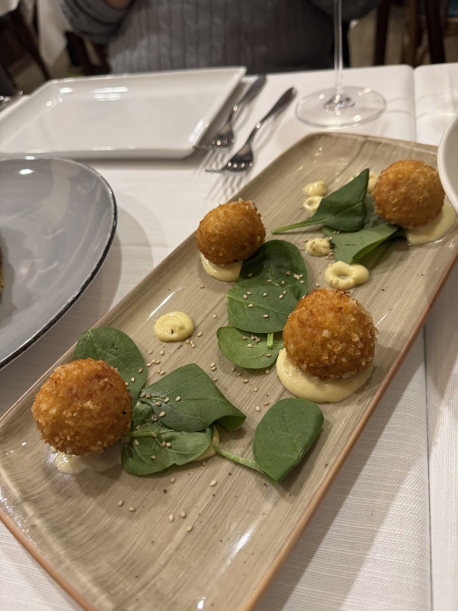 Antica Osteria Le Mura - Photo 3